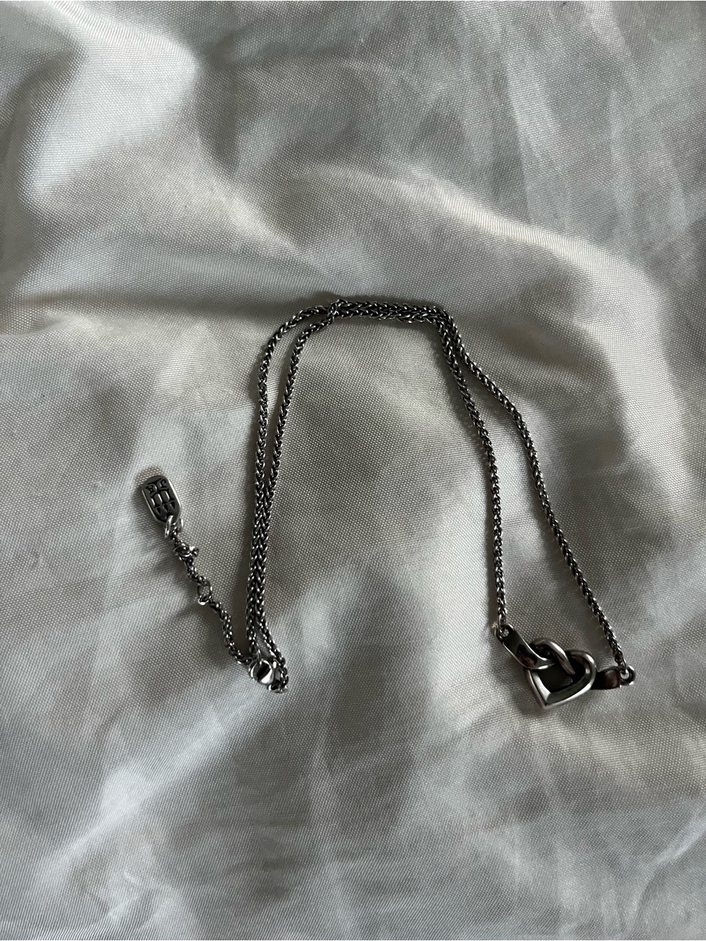 RETIRED James Avery 925 Sterling Silver Heart Knot Necklace